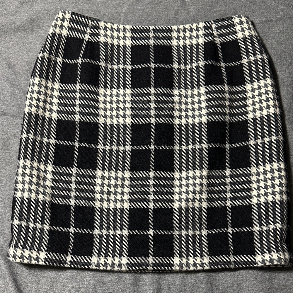 Eddie Bauer Black and White Checkered Skirt